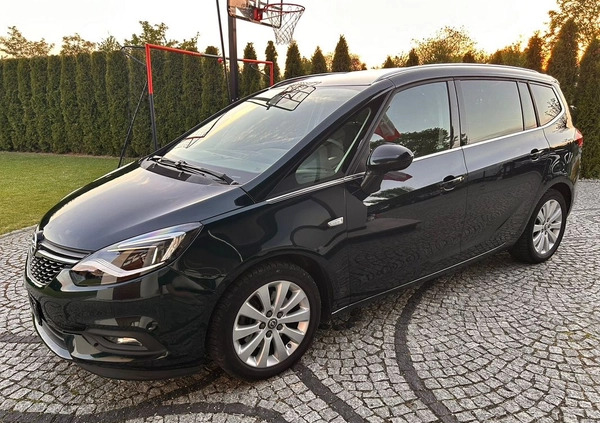 Opel Zafira cena 39600 przebieg: 236000, rok produkcji 2016 z Jawor małe 781